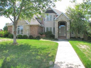 5323 S Parkhill Ave, Springfield, MO 65810