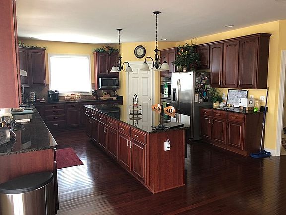 5th image of 2118 Overlook Ct