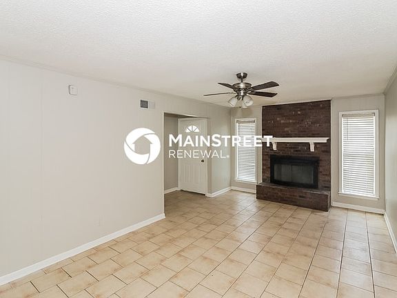 3rd image of 5609 Pathway Cir