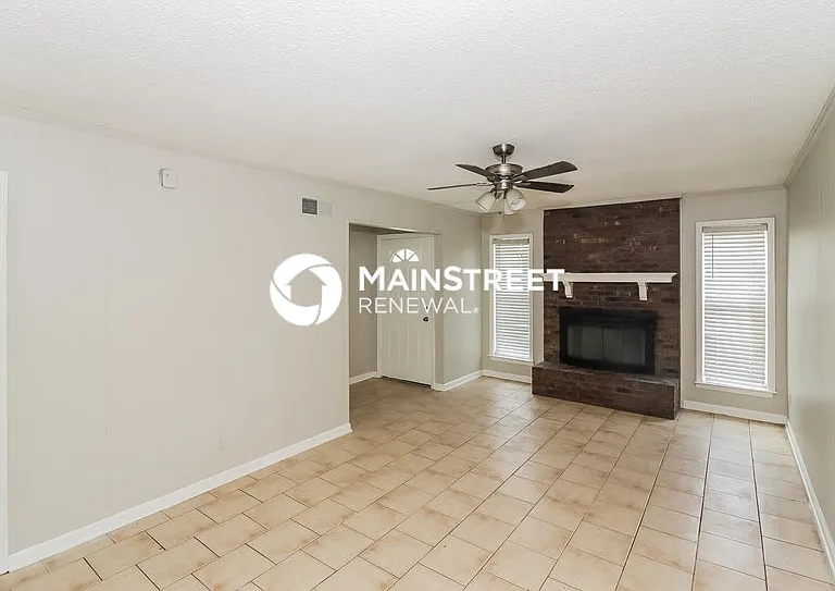 5609 Pathway Cir — Photo 3