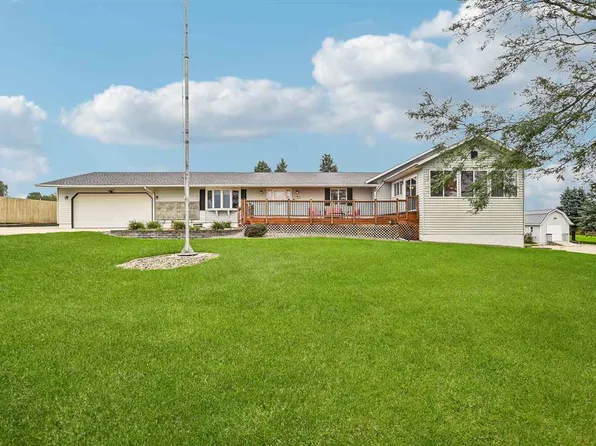 1505 Linn Delaware Rd, Coggon, IA 52218