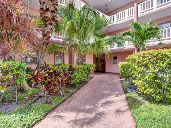 9460 Sunrise Lakes Boulevard #106, Sunrise, FL 33322