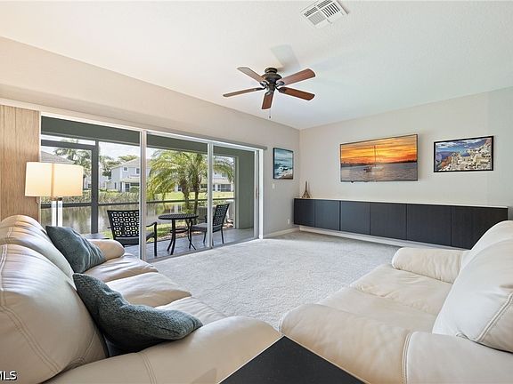 4th image of 10083 Poppy Hill Dr