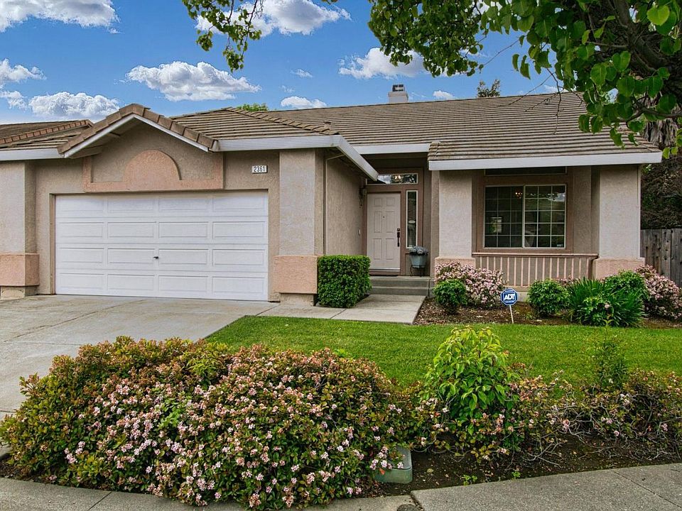 1st image of 2361 Mountain View Court