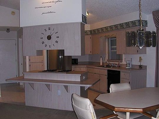 2nd image of 5637 Laver St