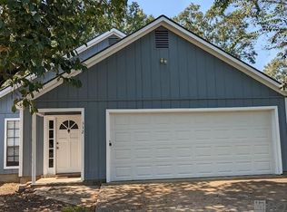 332 Heatherwood Dr, Baton Rouge, LA 70808