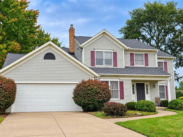 33745 Blue Heron Dr, Solon, OH 44139