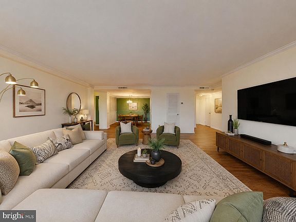 3rd image of 4600 Duke St APT 532