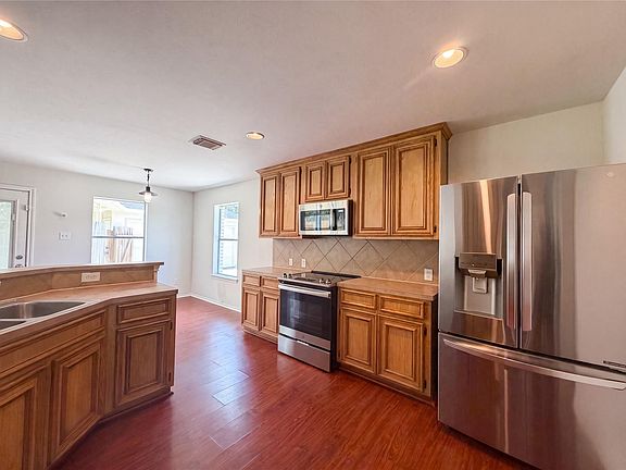 2nd image of 14310 Rolling Hills Ln