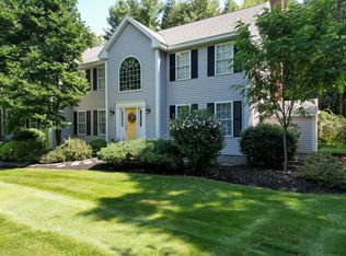 4 Chelsea Dr, Bow, NH 03304