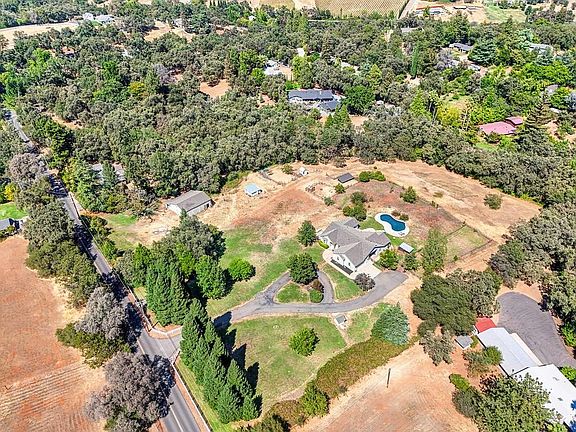 4th image of 2420 Bald Hill Rd