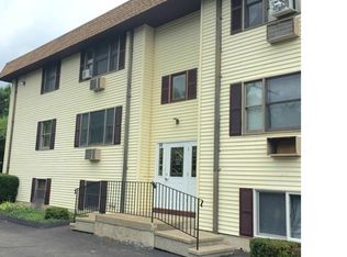 33 River St APT 1, Windsor, CT 06095