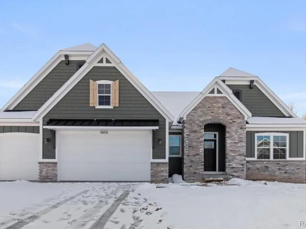 8858 Lapham Dr NE, Rockford, MI 49341