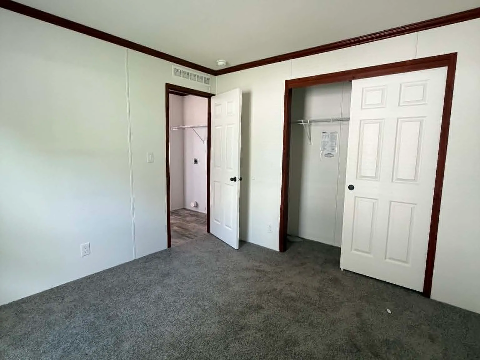 2 bed, $850 — Photo 3