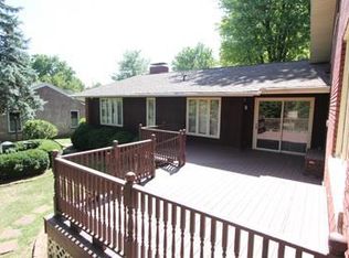 1211 S Pickwick Ave, Springfield, MO 65804