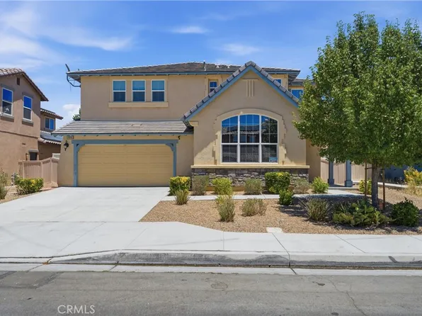 44040 Coral Dr, Lancaster, CA 93536