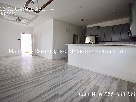 4th image of 802 W Carmel Ave #4