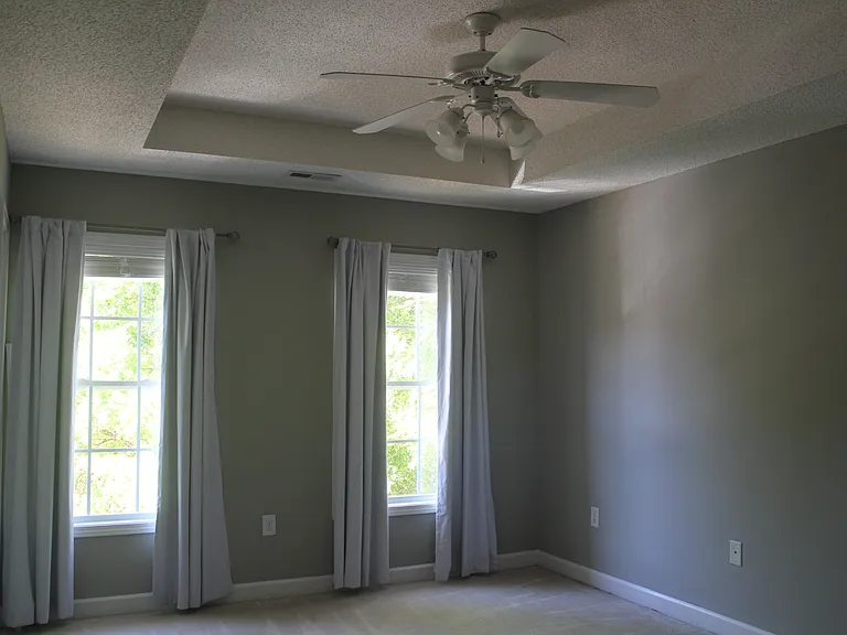 314 Rexford Dr — Photo 5