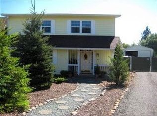 149 Orchard Ln, Shady Cove, OR
