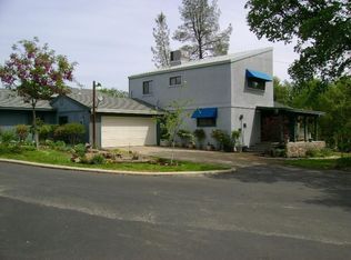 20424 Pickford Way, Redding, CA 96002