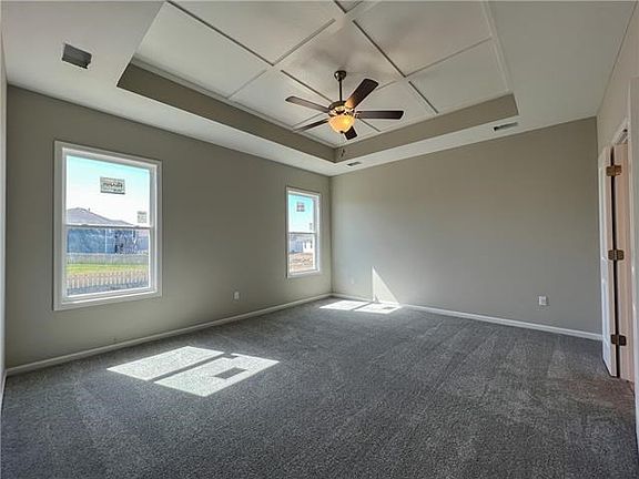 5th image of 8109 Holly Dr