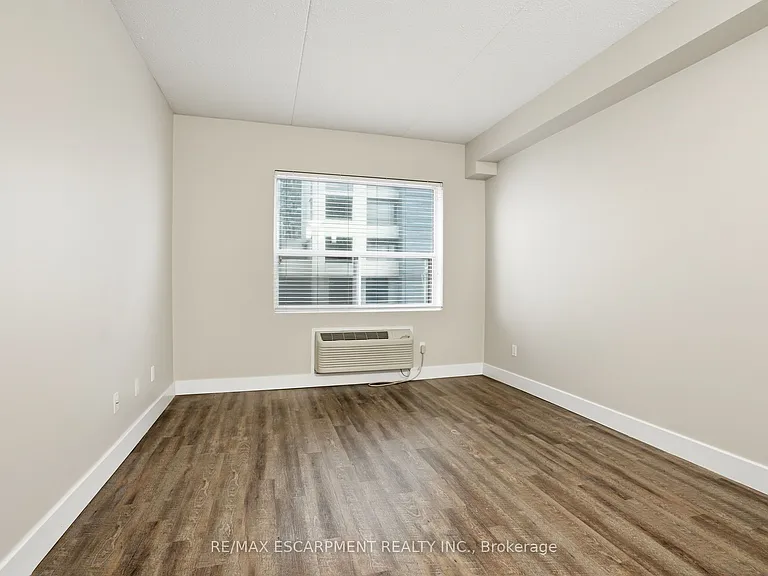 149 Main St W #309 — Photo 12