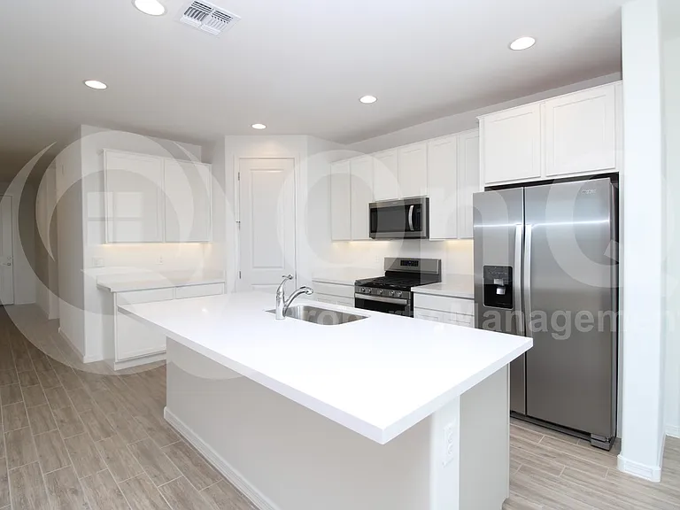 6126 S Emery — Photo 1