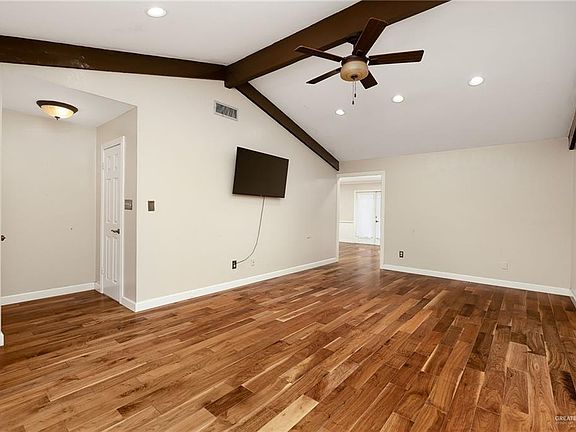 5th image of 4605 N 6th St