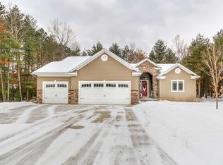 5421 Silver Fox Ct, Wisconsin Rapids, WI 54494