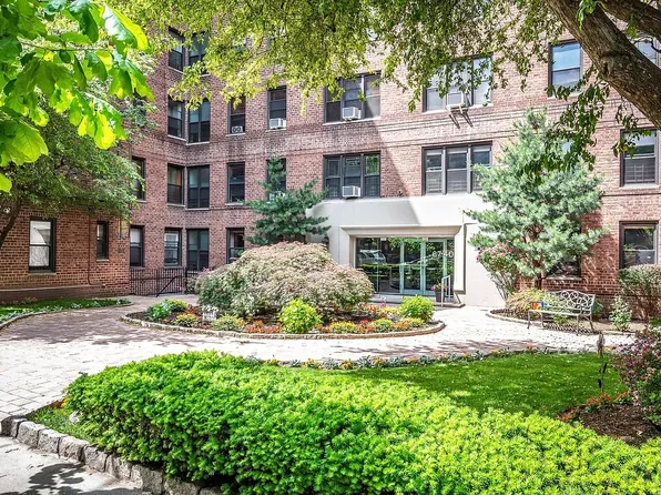 67-40 Yellowston Boulevard image 1 of 14