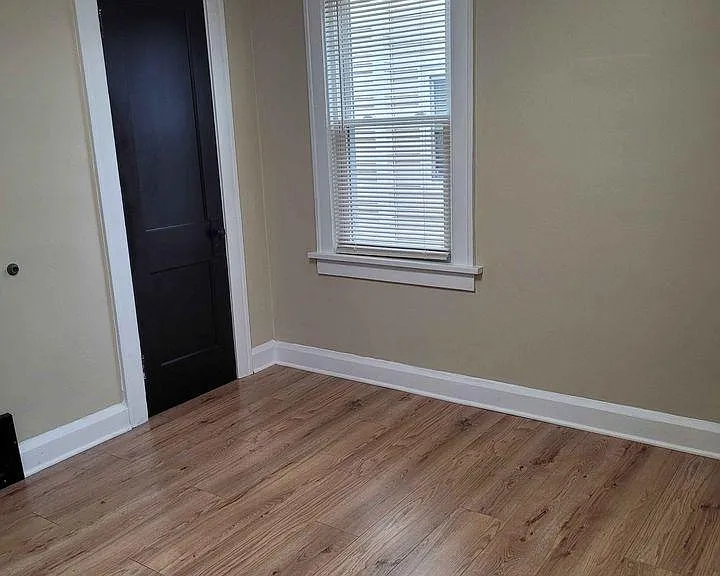 2185 Wascana Ave — Photo 7