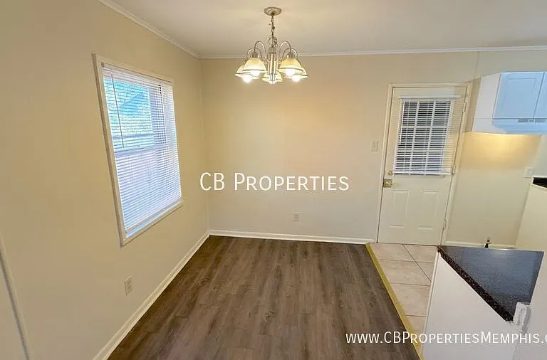 1892 Capri St — Photo 7