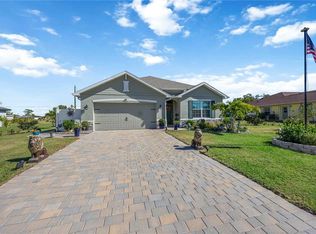 25266 Estrada Cir, Punta Gorda, FL 33955