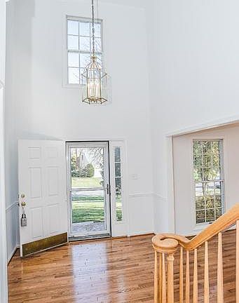 3rd image of 15244 Surrey House Way