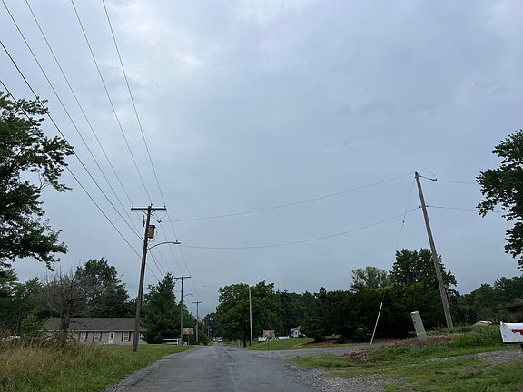 5th image of 321 W Jefferson St