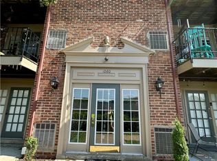 1060 Chatham Park Dr APT G, Pittsburgh, PA