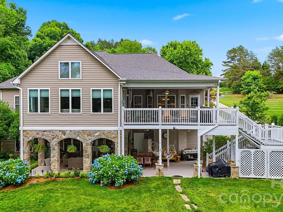 1st image of 226 Riverwalk Rd