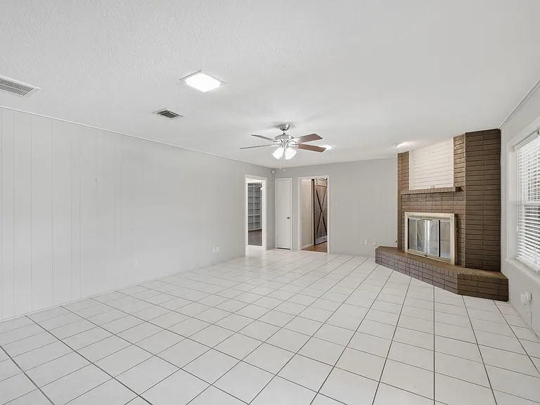 2607 Brom Bones Blvd — Photo 18
