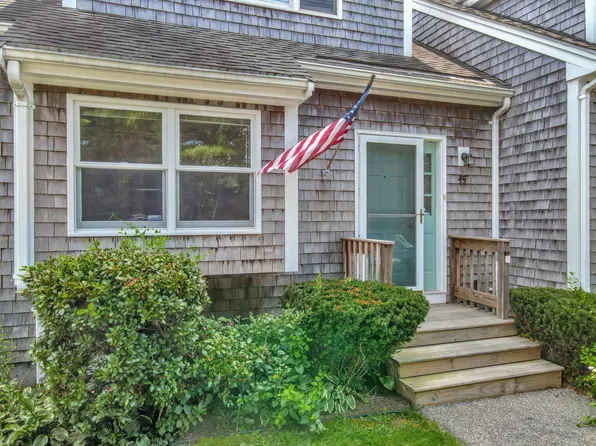 45 Harbor Hill Drive, Bourne, MA 02532