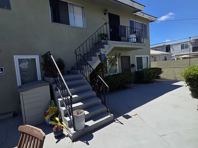 4568 Illinois St — Photo 13