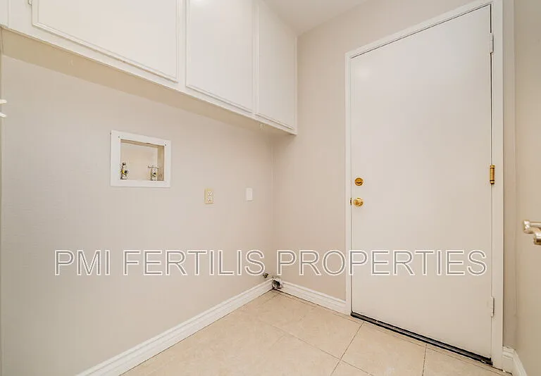 1229 Hibiscus St — Photo 20