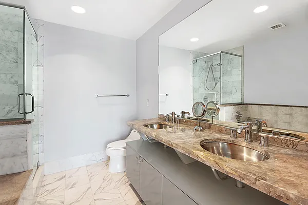 Rented by Compass | media 10