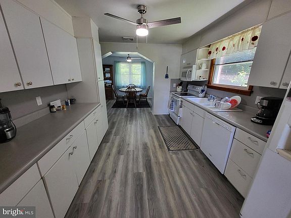 5th image of 1859 Leafmore Rd #1861