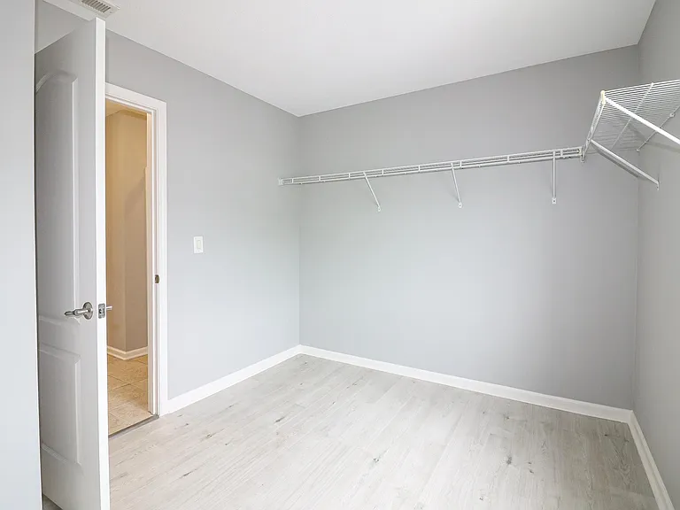 13539 Erlen Dr — Photo 14