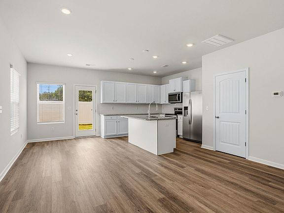 5th image of 315 Parksville Pl Lot 64