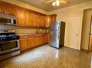 30-09 42nd St #2L, Astoria, NY 11103