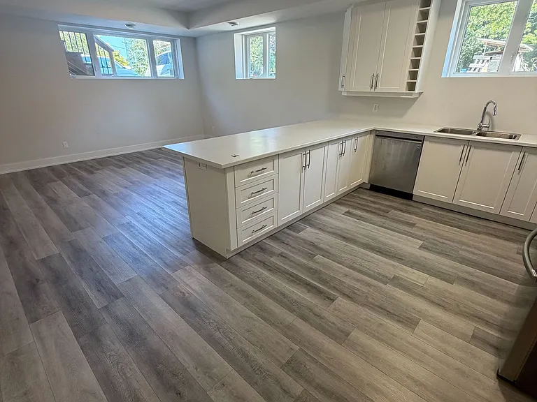 82 Christopher Hamilton St #1 — Photo 7