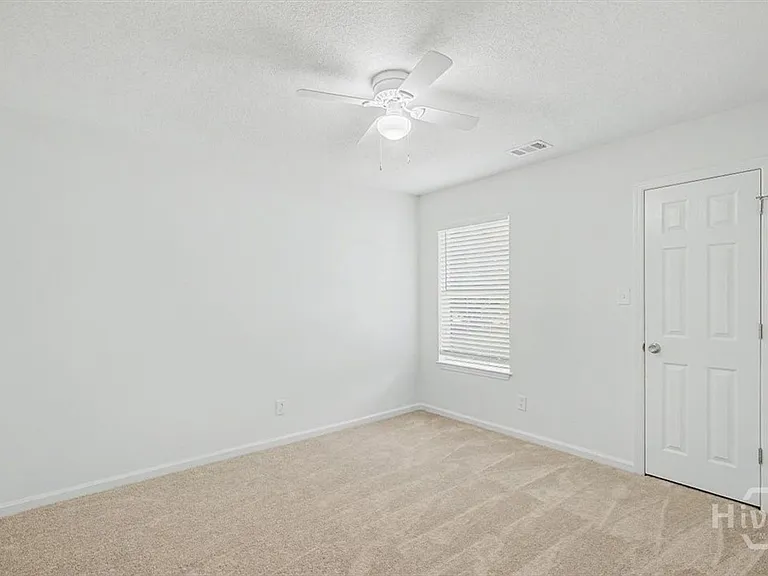 85 S Oak Rd — Photo 21