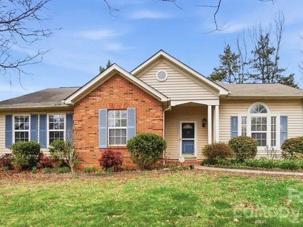3401 Catskill Dr, Matthews, NC 28105