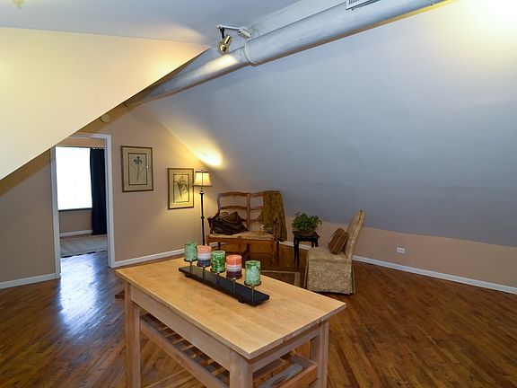 Kitchen / Living Room
